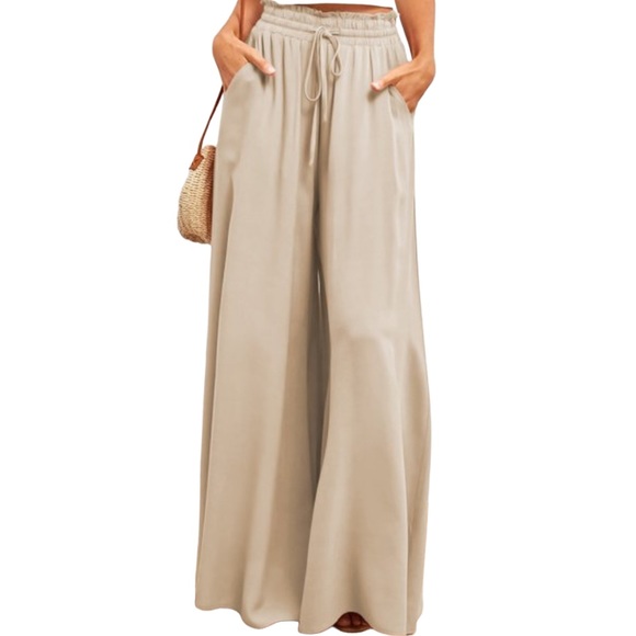 Drawstring Wide-Leg Pants in Apricot - Picture 3 of 4
